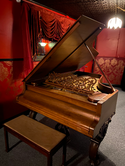 Grand piano in Fuzz Box’s official gallery